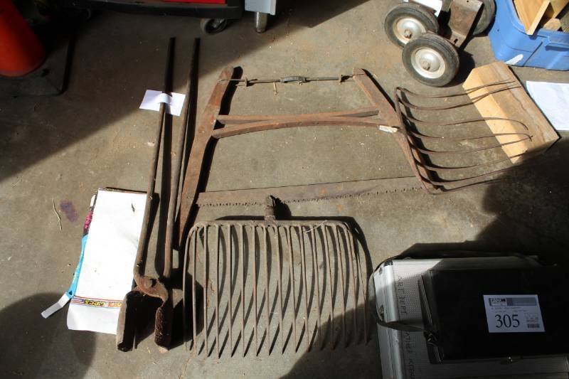 lot 293 image: Vintage Hand Tools - Saws, Rakes, Pole Digger