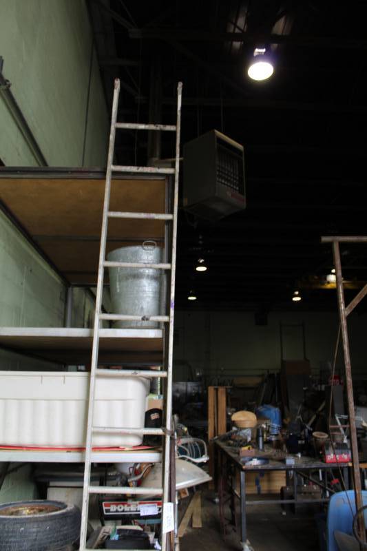lot 302 image: 11ft. Ladder