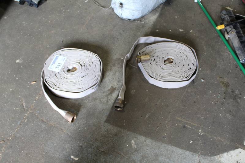 lot 341 image: Lot of (2) Fire Hoses w 1-Nozzle
