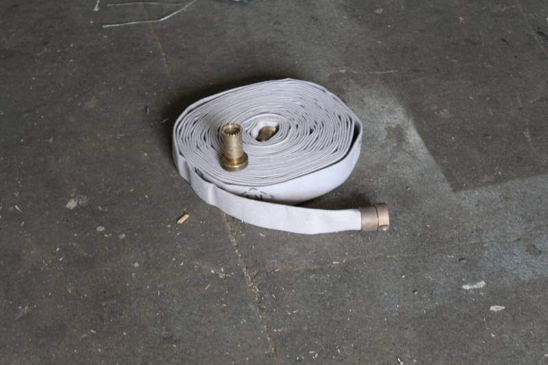 lot 346 image: Fire Hose w Nozzle