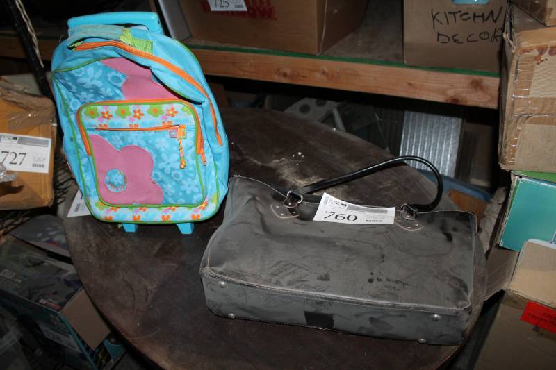 lot 760 image: Purse, Backpack