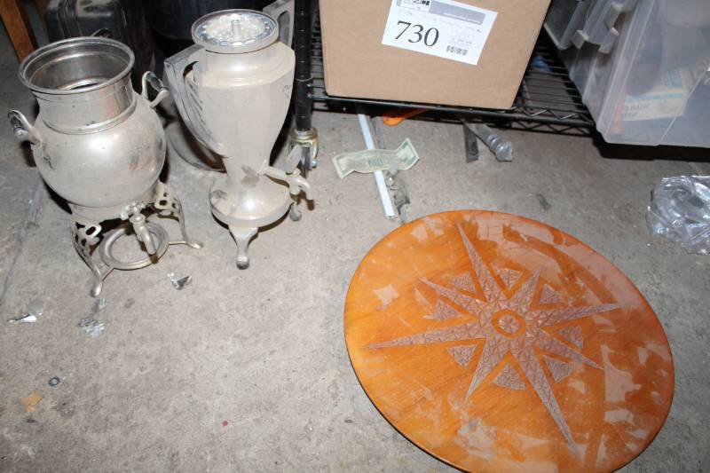 lot 730 image: Vintage Serving Fountains, Spray Jar