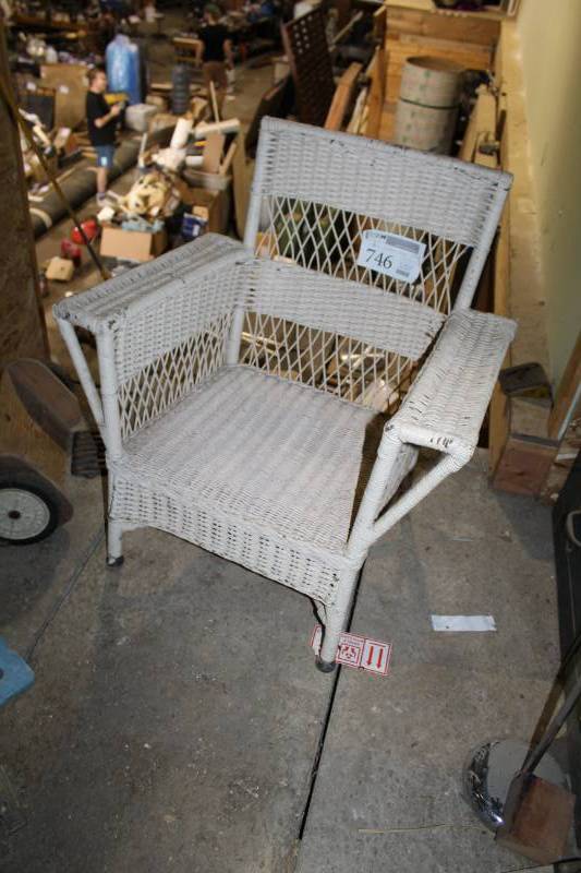 lot 746 image: Wicker Chair
