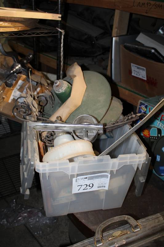 lot 729 image: Lantern, Lamp, Chandelier, Misc.