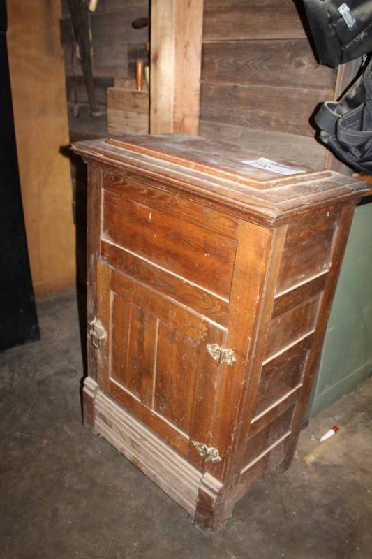 lot 196 image: Vintage Wood Ice Box