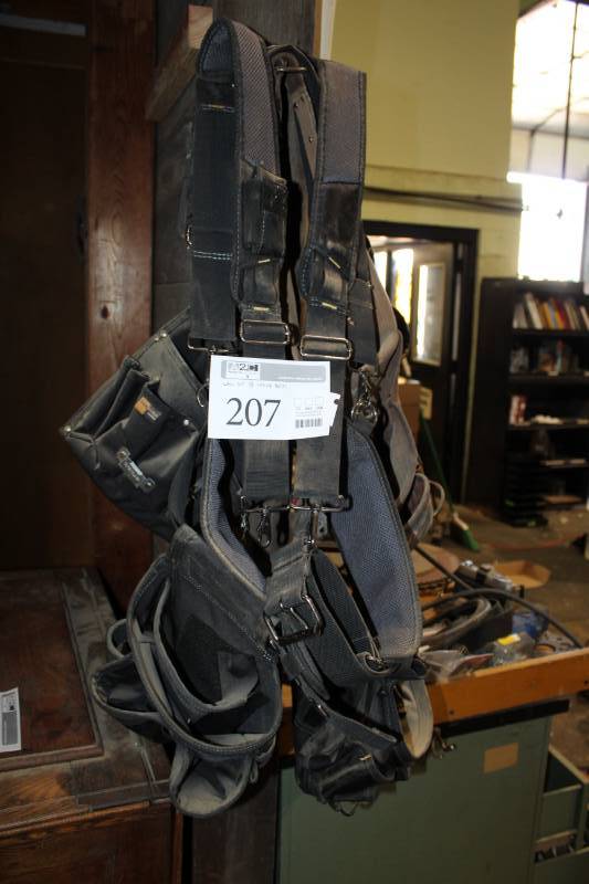 lot 207 image: Lot of (3) Utility Belts