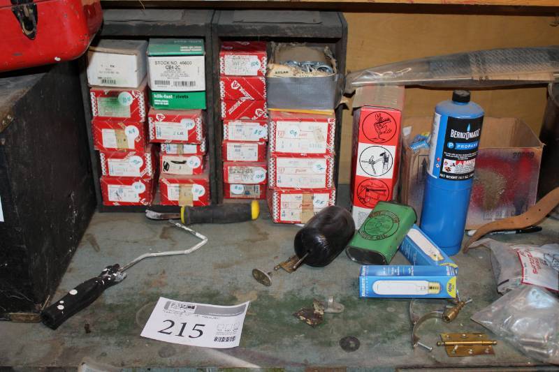 lot 215 image: Hardware