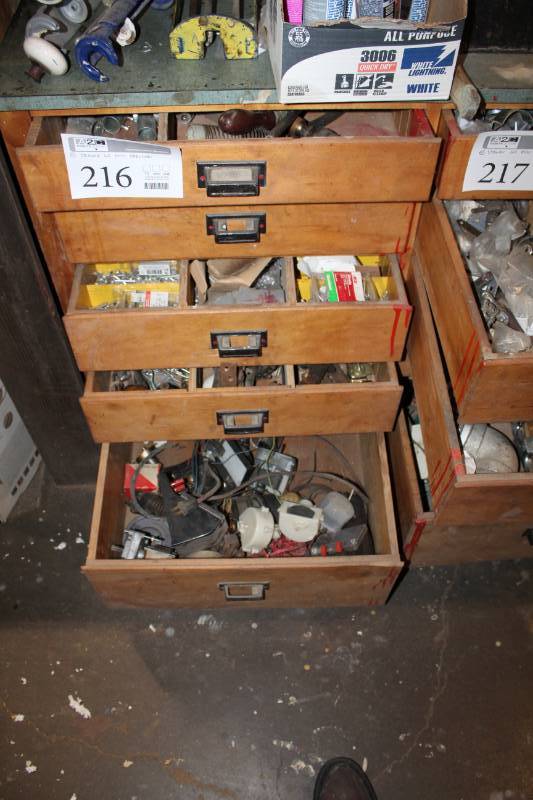 lot 216 image: Lot of (5) Drawers of Hardware