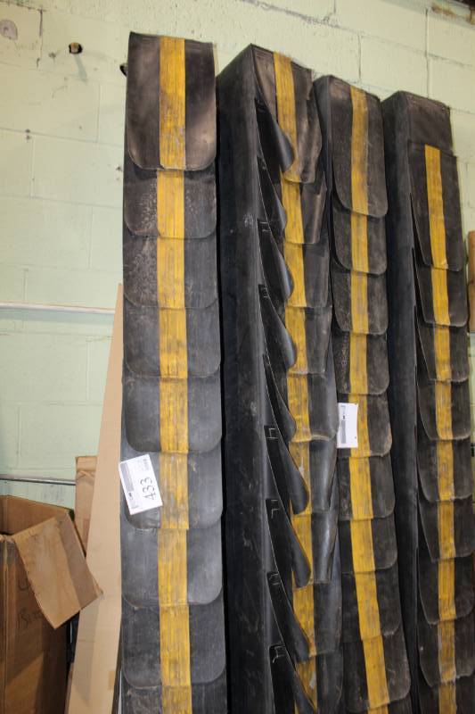 lot 433 image: Lot of (2) Dock Bumpers