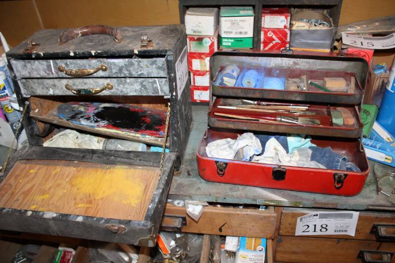 lot 211 image: Lot of (2) Paint Kits
