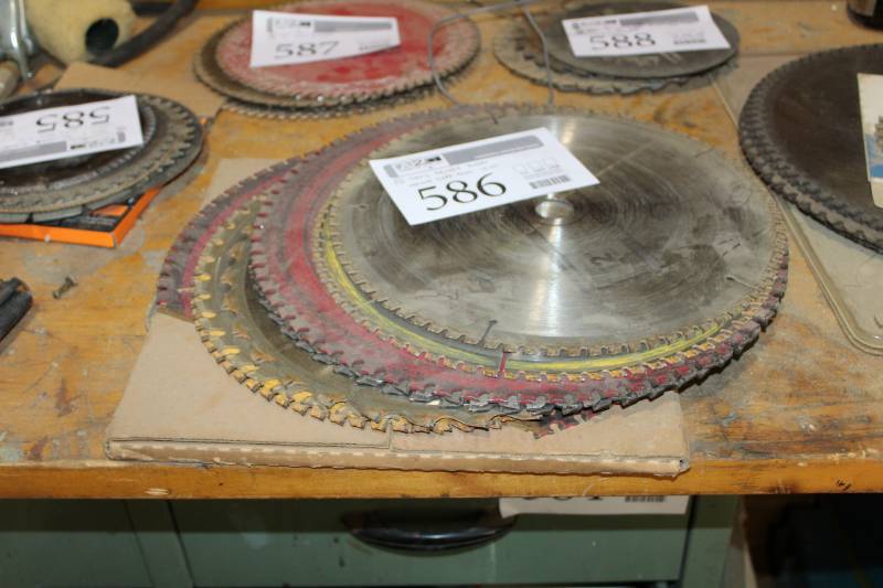 lot 586 image: Lot of (10) Saw & Grinder Blades