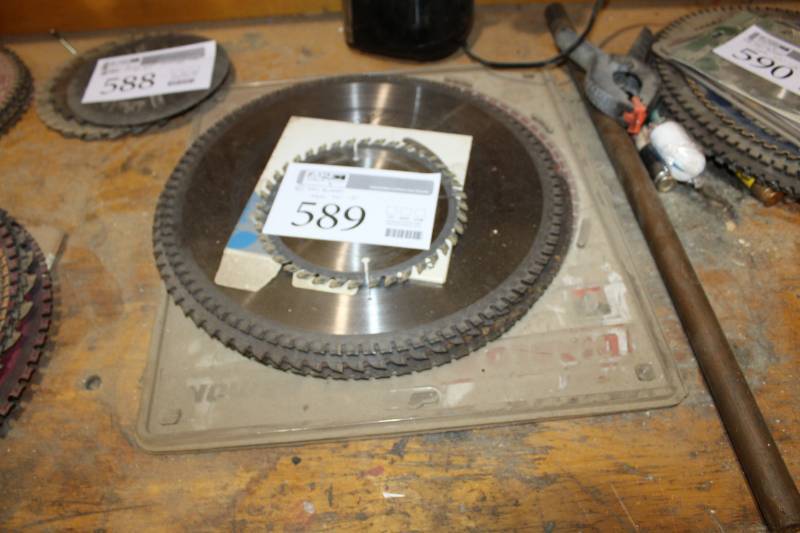 lot 589 image: Lot of (10) Saw Blades