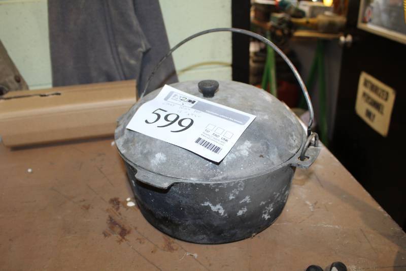 lot 599 image: Cast-Iron Pot w Lid