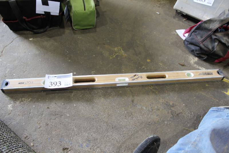 lot 393 image: Johnson 48in. Level