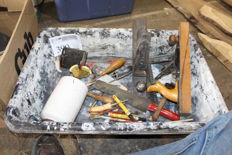 lot 390 image: Hand Tools - Planes, Awls, Files, And More