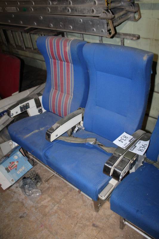 lot 834 image: Airplane 2-Person Row Seats