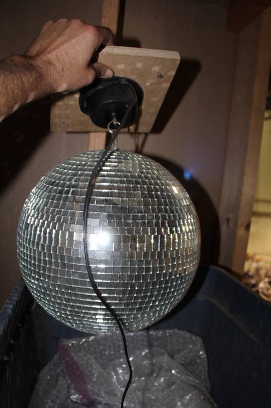 lot 839 image: Disco Ball