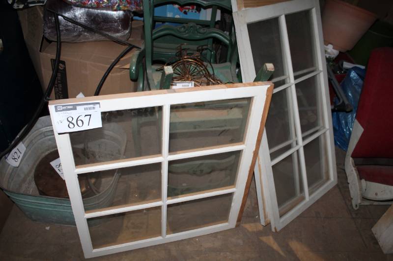 lot 867 image: Lot of (3) Windows