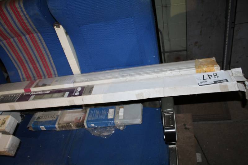 lot 847 image: Lot of (3) Bali Horizontal Window Blinds