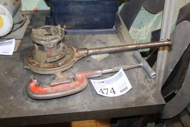 lot 474 image: Pipe Threader, Pipe Cutter