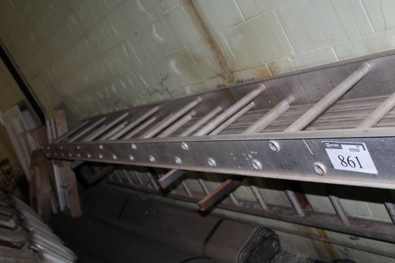 lot 861 image: Aluminum Scaffold