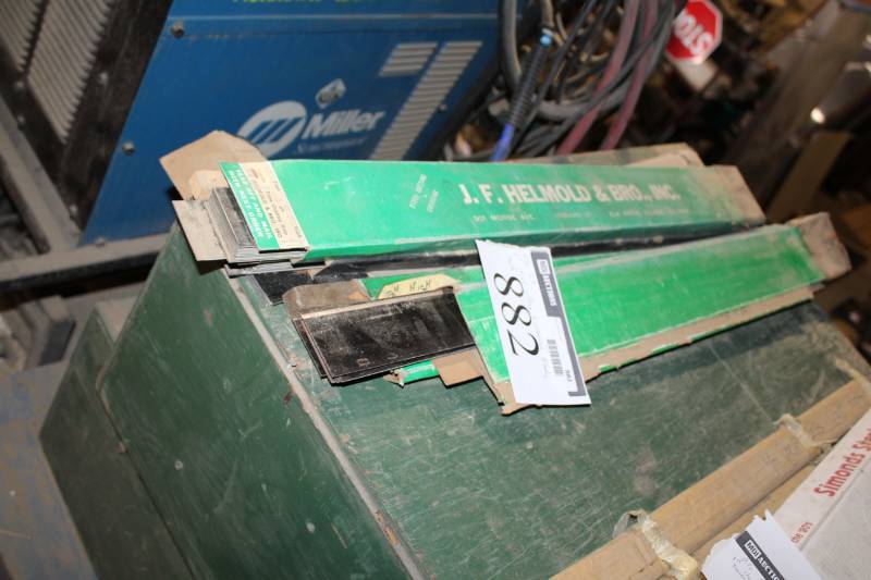 lot 882 image: Steel Cutting & Creasing Blades