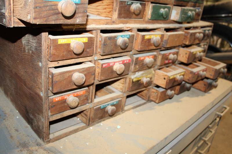lot 878 image: Wood Drawer Parts Organizer