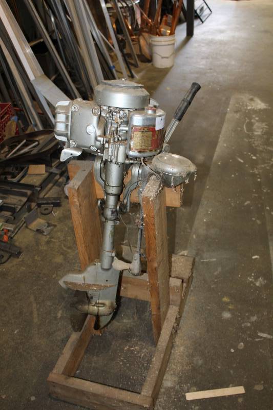 lot 16A image: Vintage 1938 Johnson Seahorse 4.2 Boat Motor
