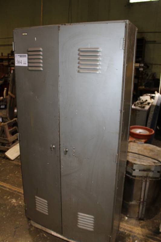 lot 564 image: UMN Storage Locker