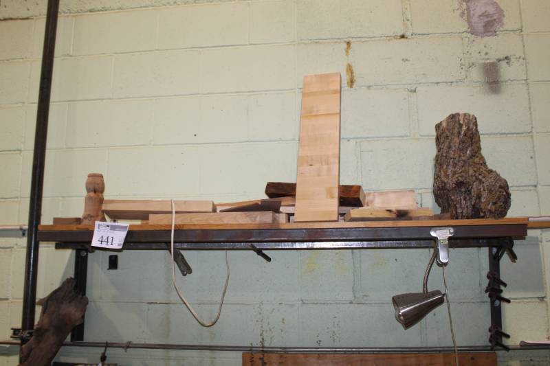 lot 441 image: Wood