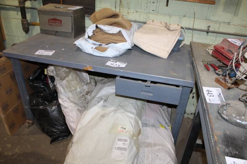 lot 440 image: Metal Work Table