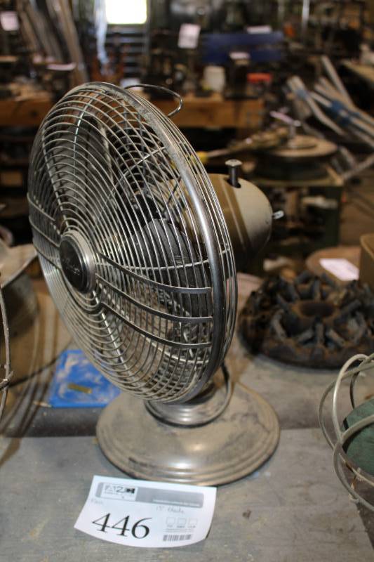 lot 446 image: Hunter Table Fan