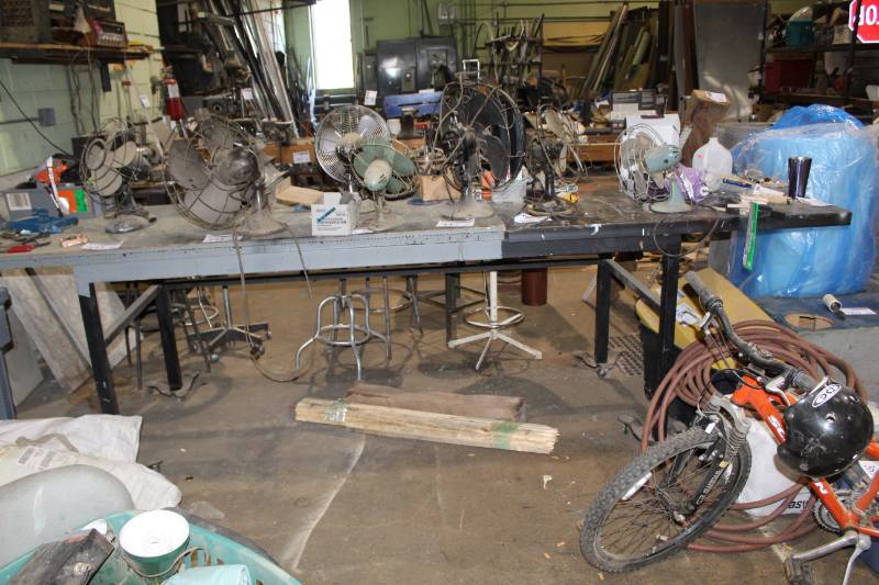 lot 454 image: Rolling Work Table