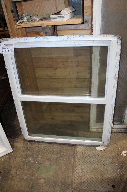 lot 575 image: Window - Single Sliding Pane