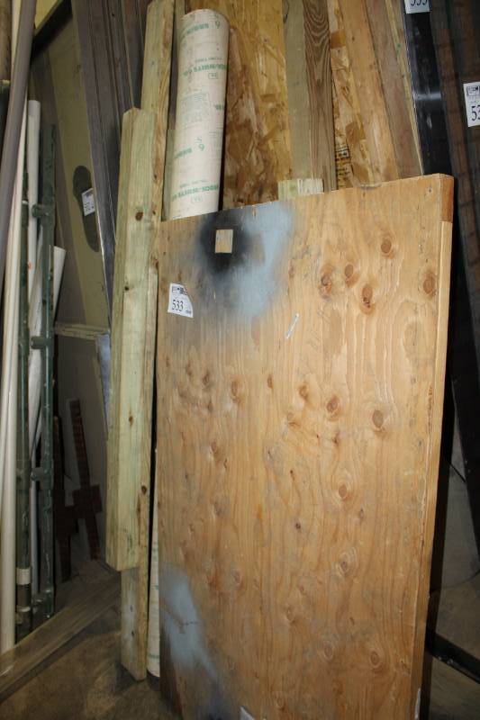 lot 533 image: Wood