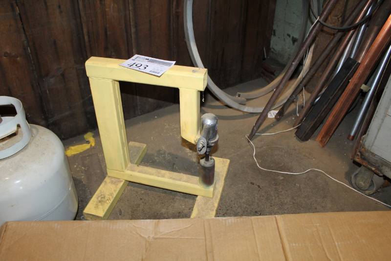 lot 493 image: Pneumatic Hammer w Metal Frame