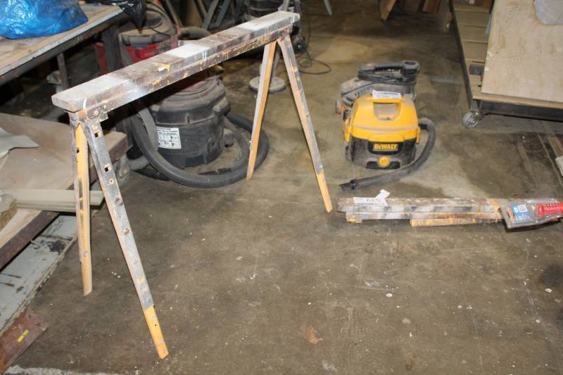lot 539 image: Lot of (2) Adjustable Sawhorses