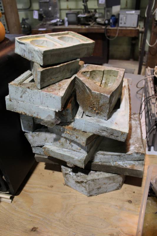 lot 253 image: Polymer Molds
