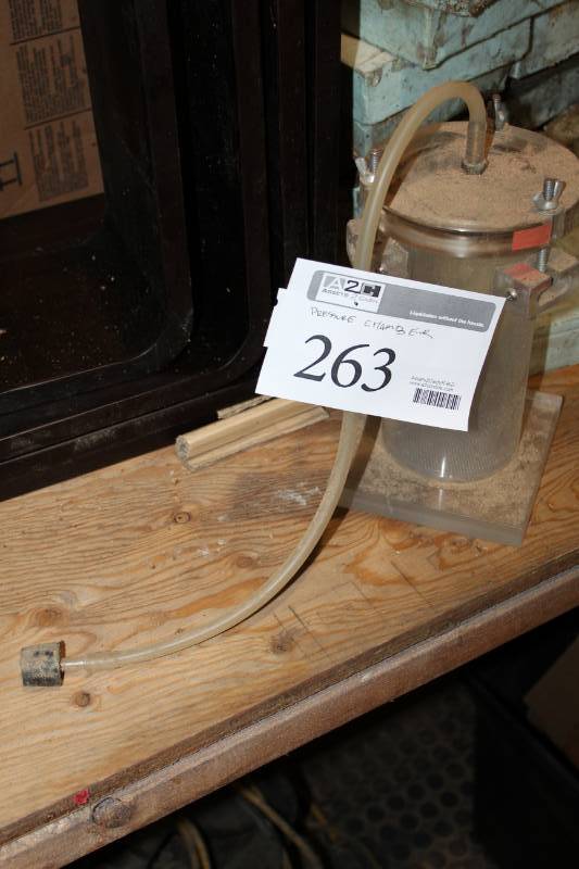 lot 263 image: Pressure Chamber