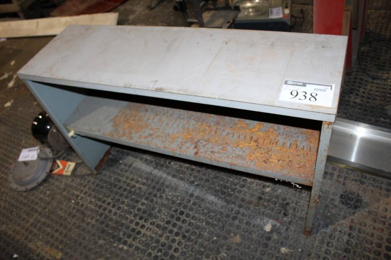 lot 938 image: Metal Shelf