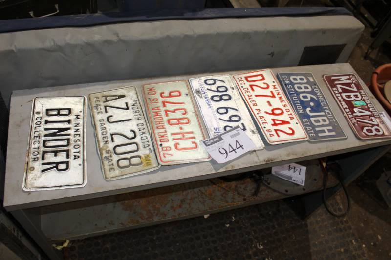 lot 944 image: Vintage License Plates