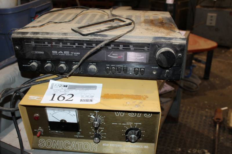 lot 162 image: Stereo Receiver w Sonicator Cell Disrupter