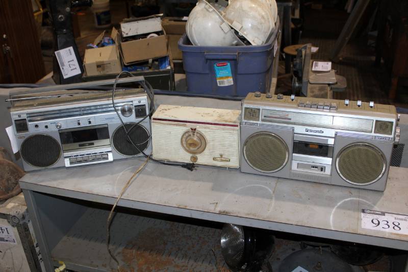 lot 177 image: Toshiba Portable Radio Cassette Player, Panasonic Portable Radio Cassette Player, Dual Speaker Stereo