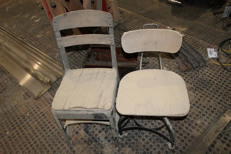 lot 61 image: Lot of (2) Wood Chairs