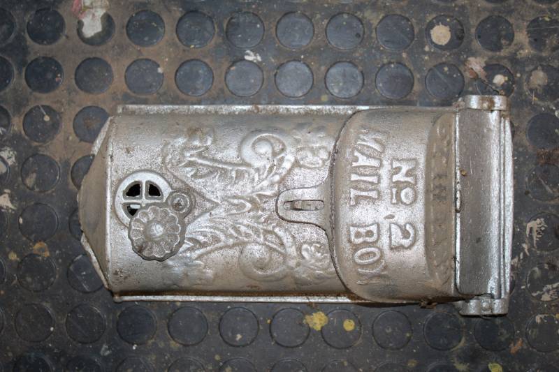 lot 91 image: Vintage Standard No. 2 Wall-Mount Mailbox