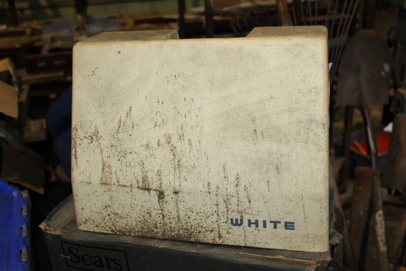 lot 77 image: Vintage White Portable Sewing Machine