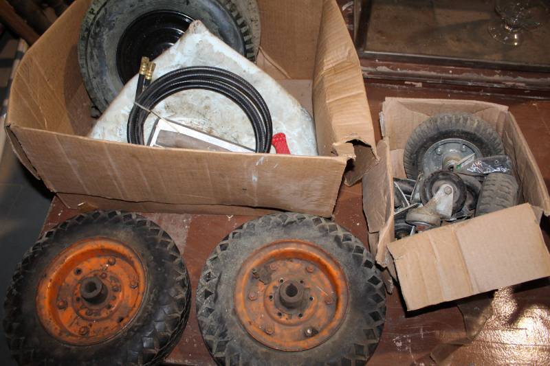 lot 117 image: Lot of (2) Boxes of Casters, Yard Tires