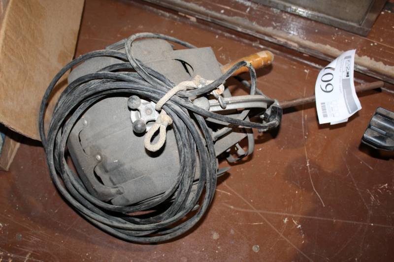 lot 109 image: Vintage Bardwell & McAlister Flood Light