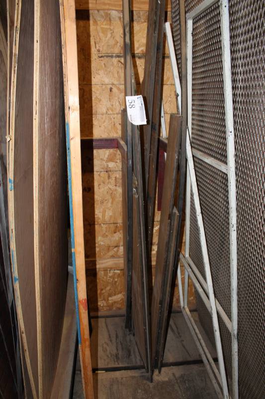 lot 58 image: Lot of (Approximately 10) Plexiglass Sheets