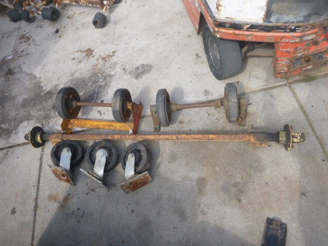 lot 12 image: Heavy Duty Casters with Axel